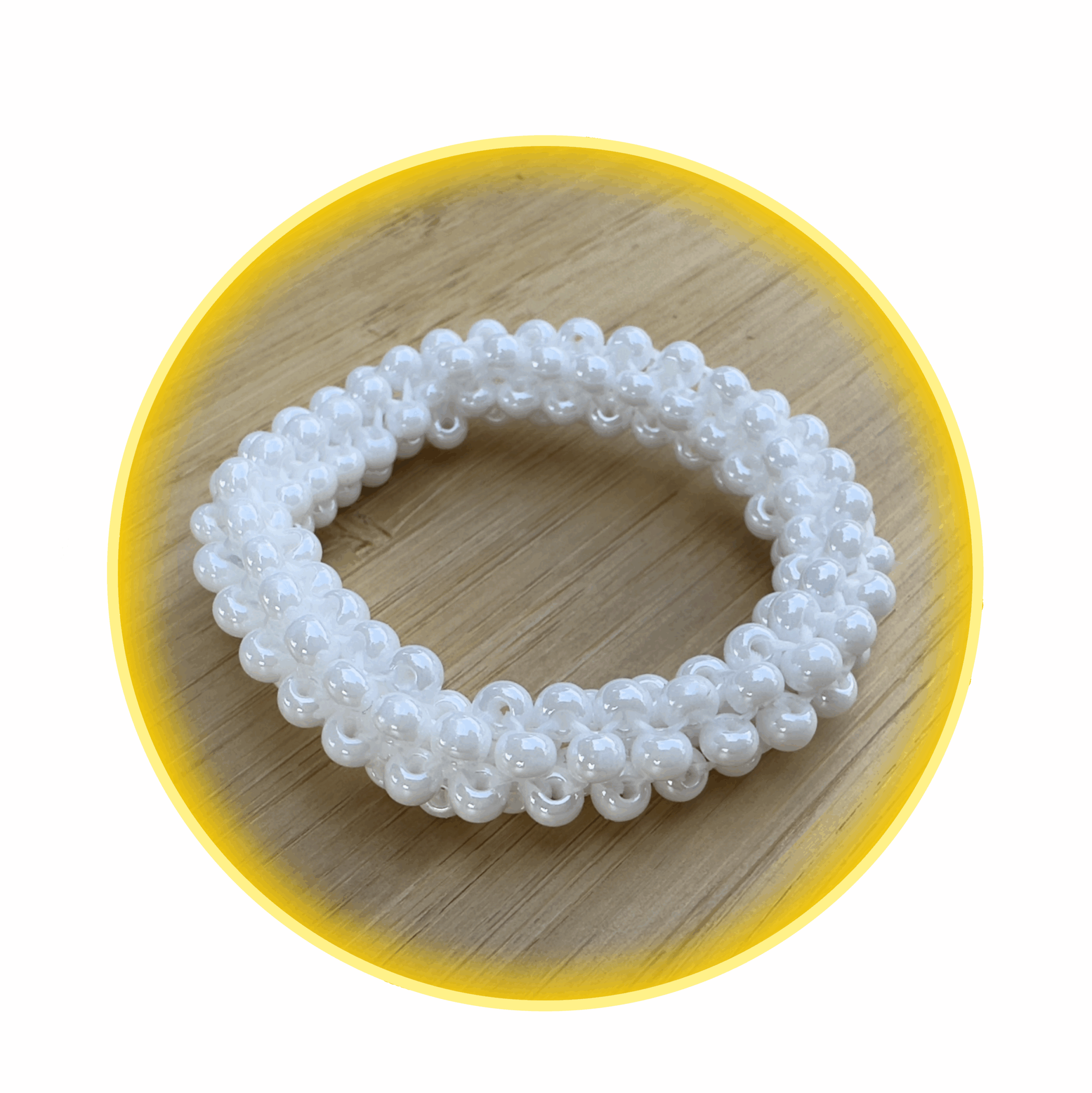 001 hodná gumička bílá