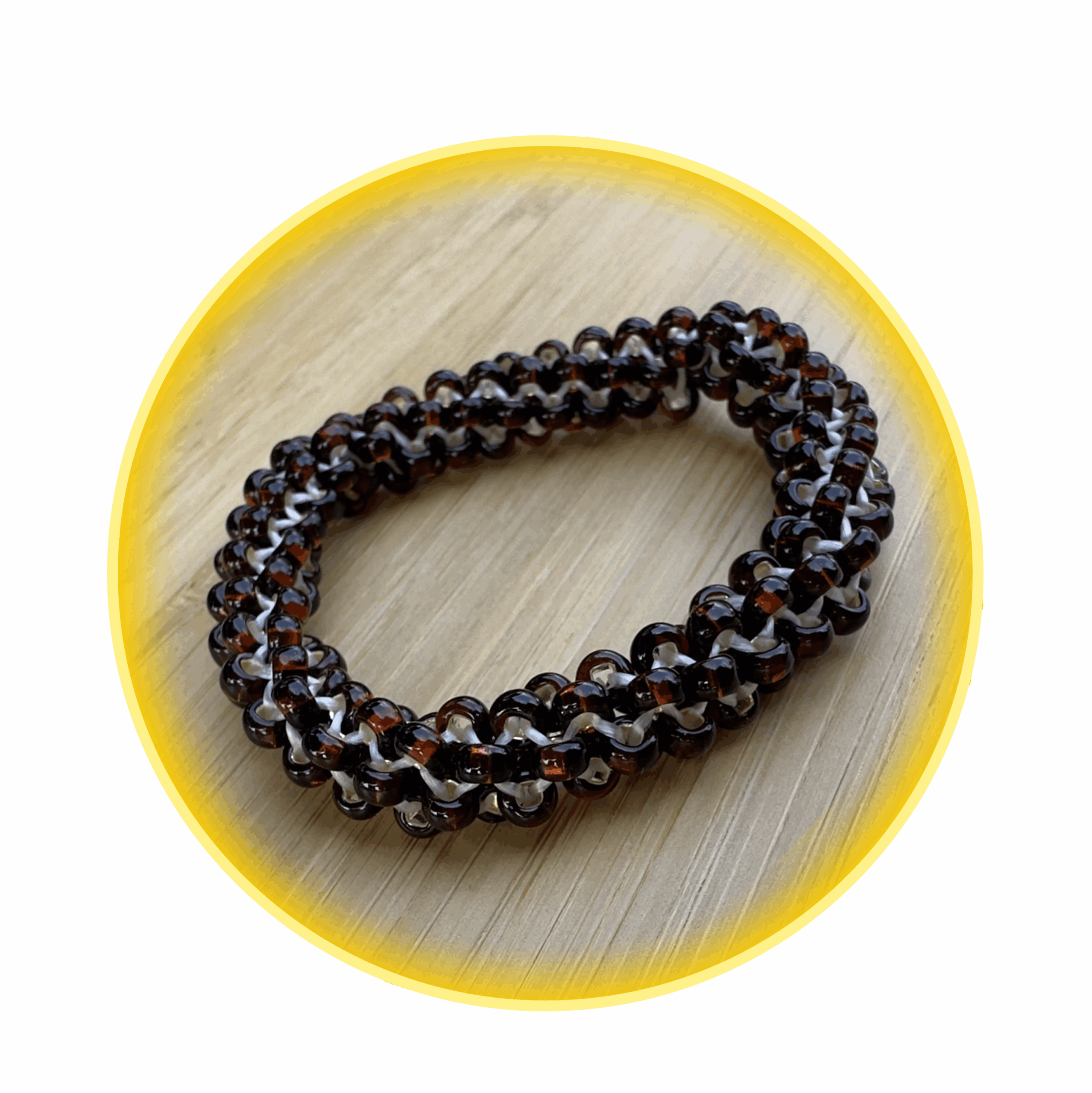 036 hodná gumička hnědá