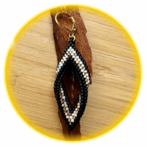 004 zlatý prsk s černým okrejem