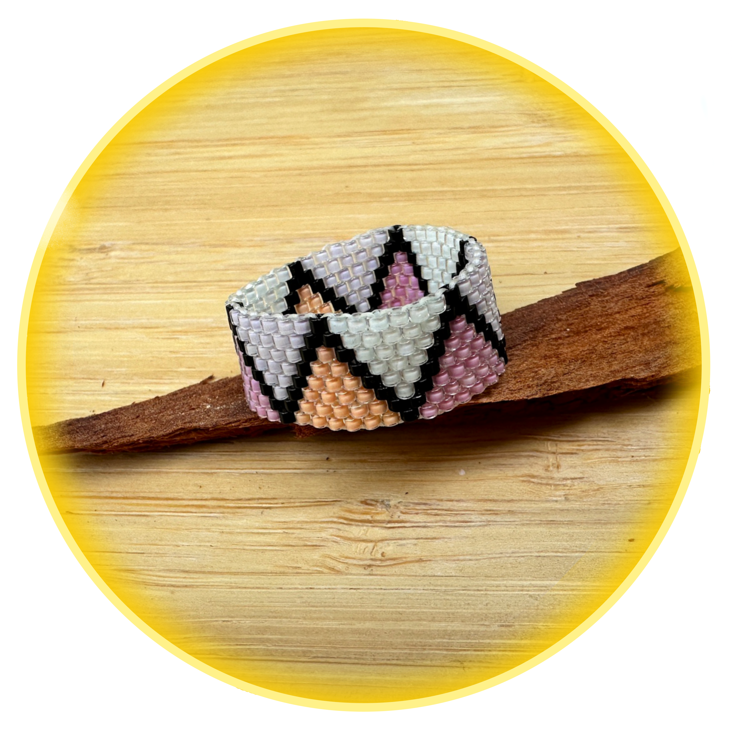 020 barevný s tmavou linkou