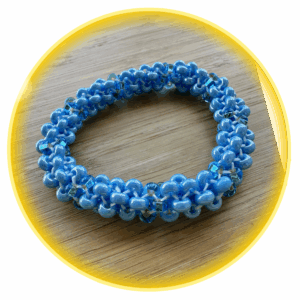 048 hodná gumička modrá